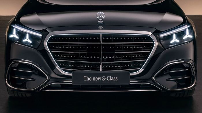 s-class-01.jpg