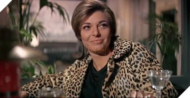 'Mrs. Robinson' - bài hát nổi bật trong bộ phim 'The Graduate'.