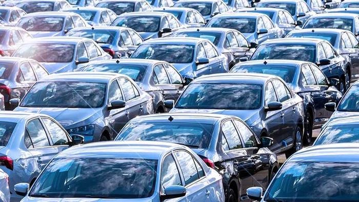 vietnams-cbu-car-market-1-.jpg