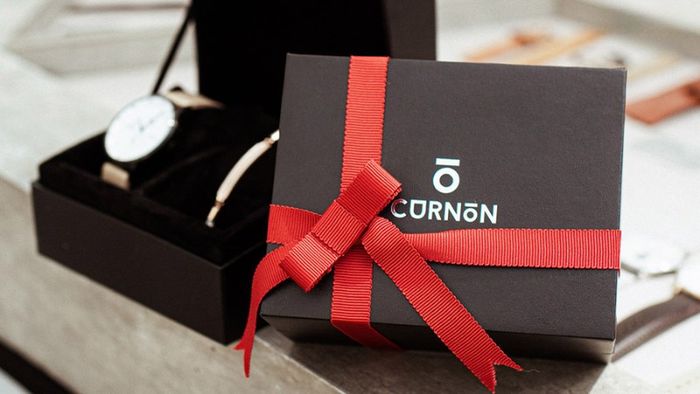 nen-tang-qua-gi-cho-ban-trai-2