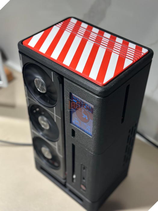 Modder Reddit Tạo Vỏ Máy Tính SFF In 3D Tùy Biến Dành Cho Card Đồ Họa RTX 5070 Ti Prime OC