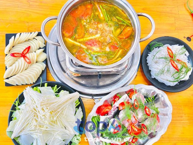 Quán lẩu cá tầm ở Đà Lạt