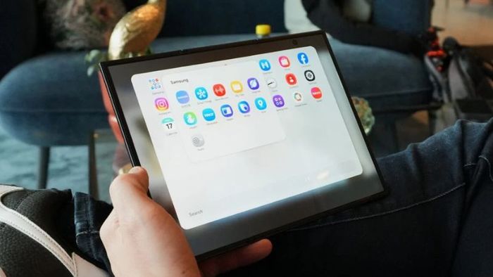 Galaxy Z TriFold