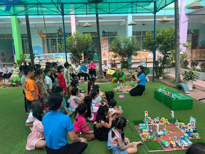 Trường Mẫu giáo Hướng Dương ảnh 1