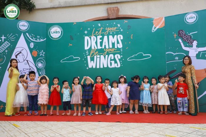 Trường Song Ngữ Lạc Hồng - Lac Hong Bilingual School ảnh 1