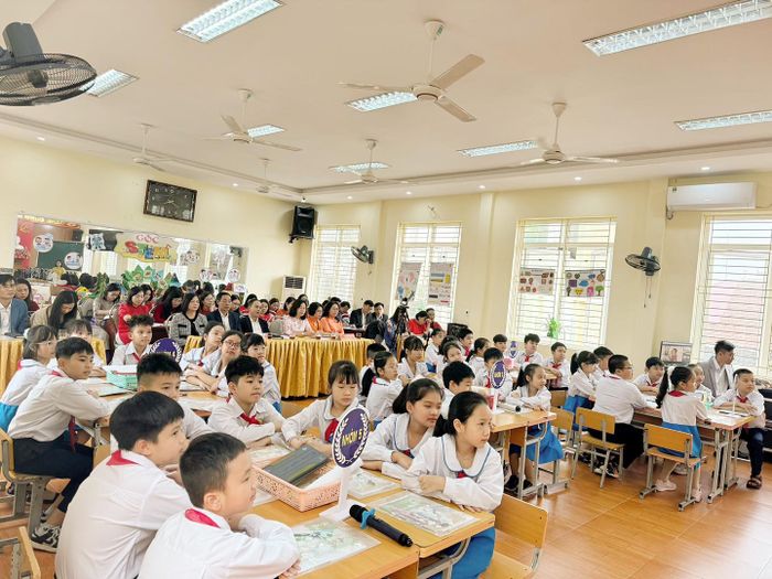 Trường Tiểu Học Trần Quốc Toản Hải Phòng ảnh 2