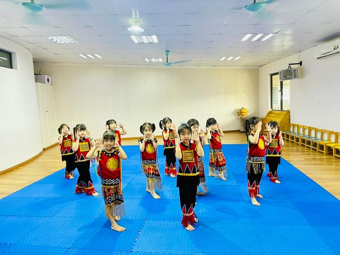 Trường Mầm Non Sao Mai - Montessori ảnh 1, môi trường học tập sáng tạo và an toàn cho trẻ em.