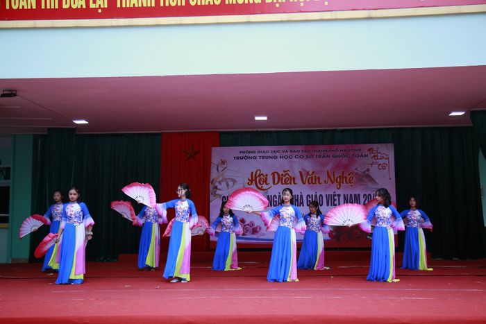 Trường THCS Trần Quốc Toản hình ảnh 2