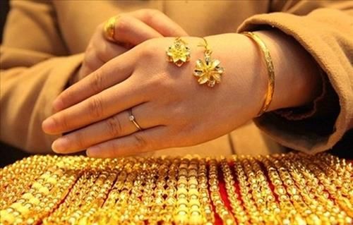 Mua vàng trong ngày vía Thần Tài