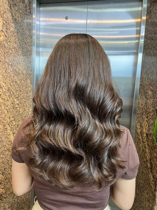 Hình ảnh 1 của Nguyễn Hưng Hair Salon