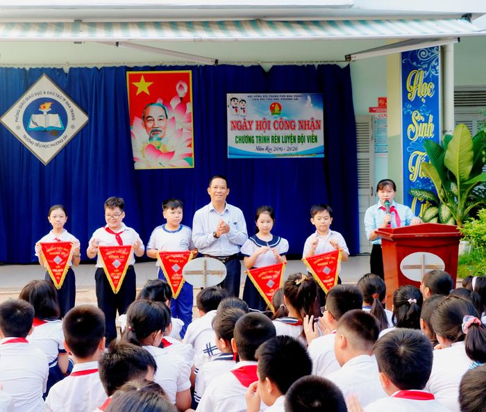 Hình ảnh Trường Tiểu học Phương Sài lần 1