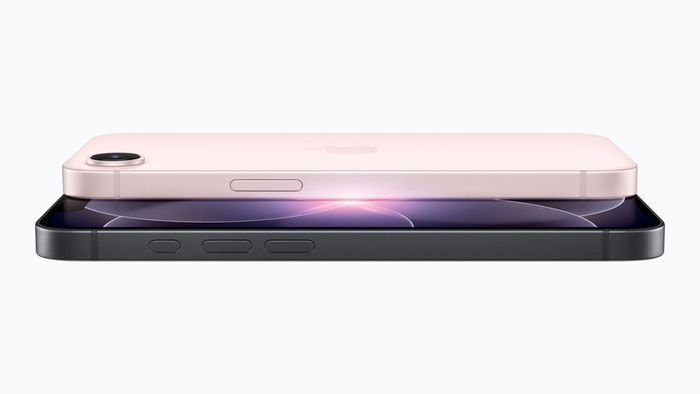 iPhone 17e vận hành với sức mạnh từ chip A19. Ảnh: Apple.com