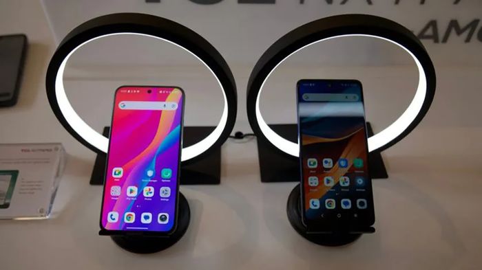 TCL công bố công nghệ màn hình AMOLED mới tại MWC 2026