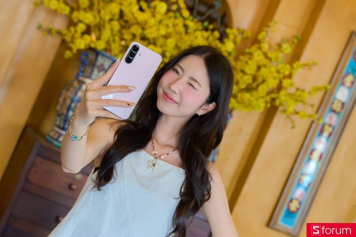 Galaxy A56 hiện được xem là mẫu smartphone tầm trung nổi bật và đáng giá nhất của Samsung