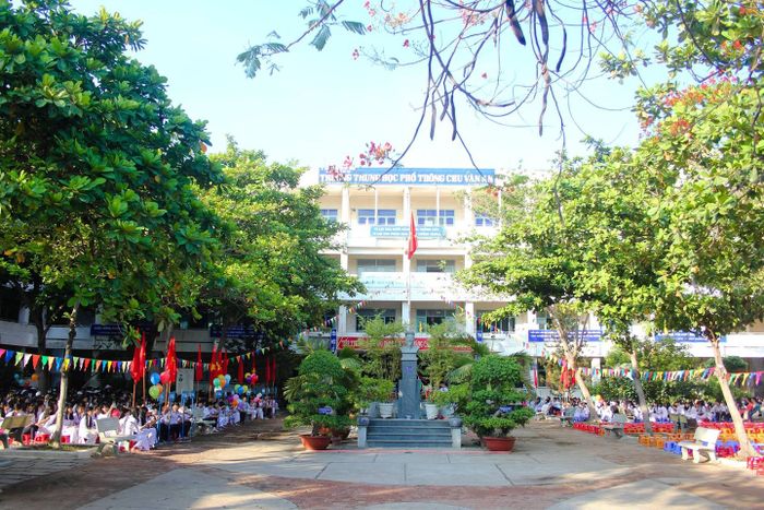 Trường THPT Chu Văn An (Hình ảnh 1)