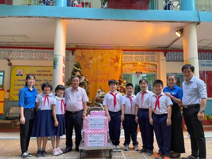 Trường Tiểu học Minh Đạo ảnh 2