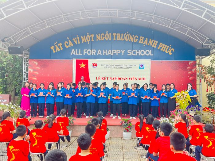 Trường THCS Lê Chân ảnh 2