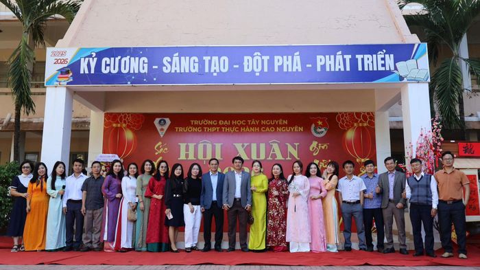 Hình ảnh 1 của Trường THPT Thực hành Cao Nguyên