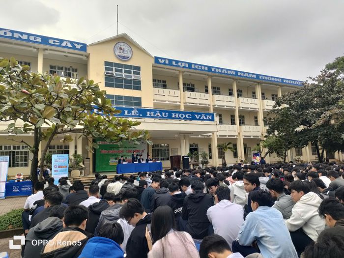 Hình ảnh 2 của Trường THPT Nguyễn Trãi - phường Tuy Hòa