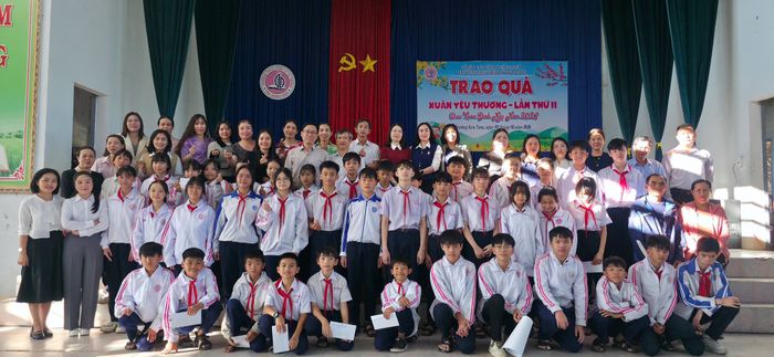 Hình ảnh 2 của Trường THCS - THSP Lý Tự Trọng, Tỉnh Quảng Ngãi
