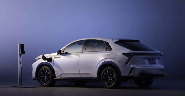Honda-Insight-EV-Japan.jpg