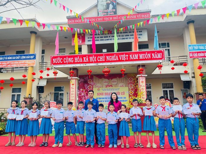 Hình ảnh 1 của Trường Tiểu học Nghĩa Lộ