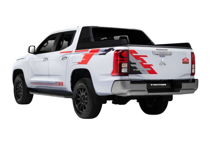 Mitsubishi-Triton-AT-Premium-Championship-Edition-8-850x567.jpg