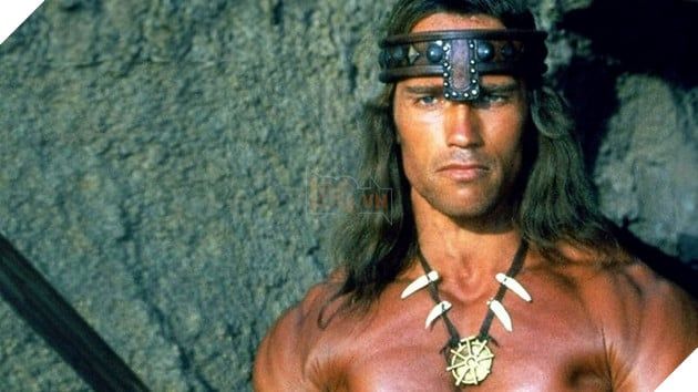 Hình ảnh nam diễn viên Arnold Schwarzenegger trong tạo hình Conan khi còn trẻ.