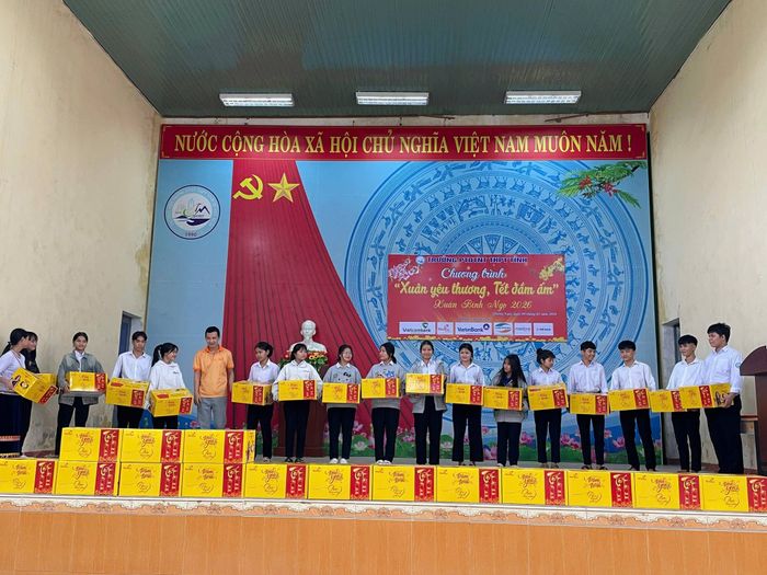 Hình ảnh 1 của Trường PT DTNT THPT tỉnh Quảng Ngãi