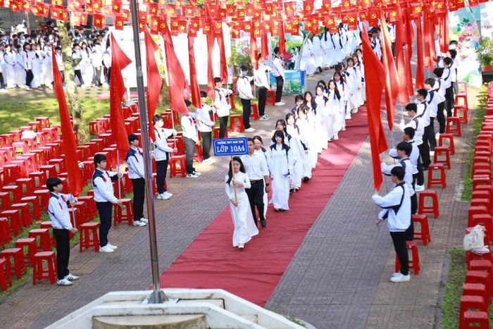 Hình ảnh 2 của Trường THPT Kon Tum - tỉnh Quảng Ngãi