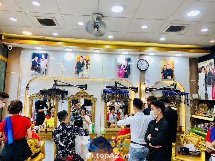 Trải nghiệm không gian hiện đại tại Hair Salon Tú Trinh