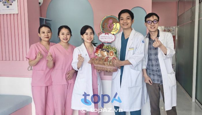 Phòng khám Sản phụ khoa LOTUS Clinic – 136 Phạm Ngọc Thạch