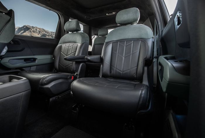 2027-kia-telluride-hybrid-hitting-dealer-lots-this-month_6.jpg