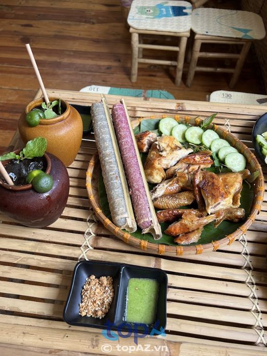 Gà nướng cơm lam Đà Lạt - Lửa Hồng