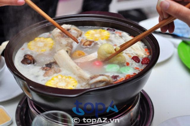 Quán lẩu dê Đoàn Râu