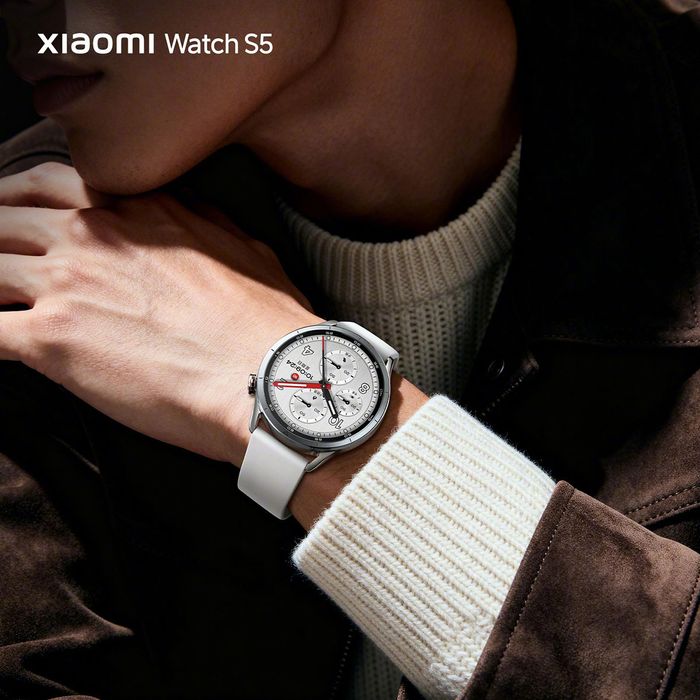 Thiết kế của Xiaomi Watch S5 đã có những cải tiến rõ rệt, mang lại sự hiện đại và sang trọng hơn.