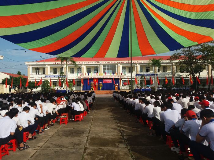 TRƯỜNG THPT PHÚ HƯNG ảnh 2