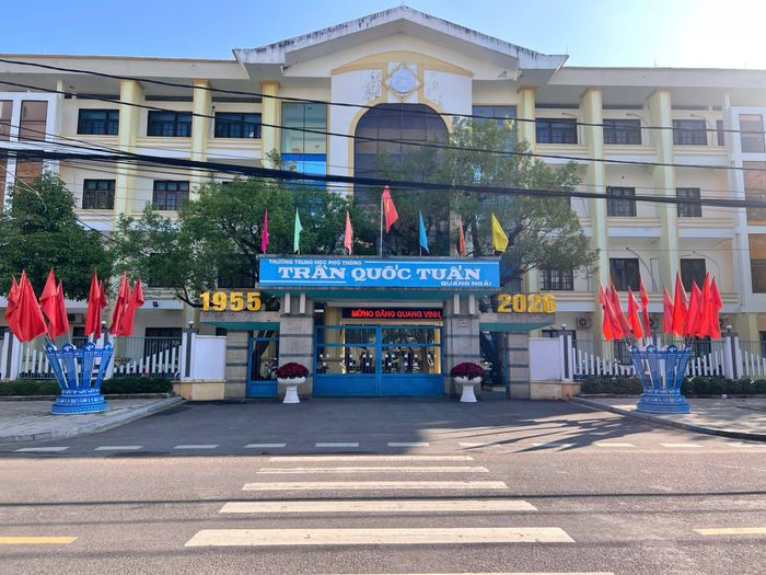 Hình ảnh 1 của Trường THPT Trần Quốc Tuấn tại Quảng Ngãi