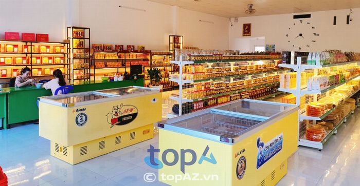 Ưu tiên chọn các đặc sản tiêu biểu của địa phương