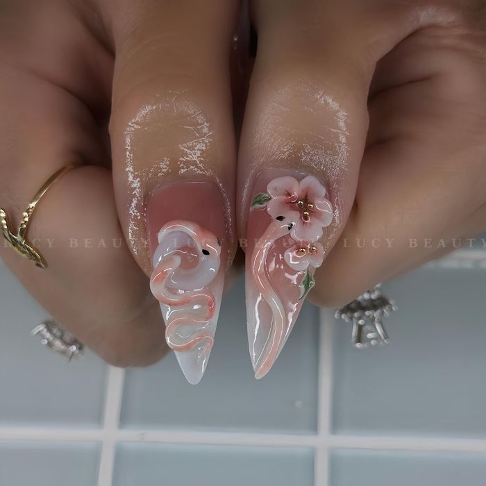 Hình ảnh Lucy Nail 2