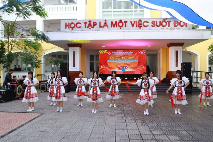 Hình ảnh Trường THPT Nguyễn Trường Tộ số 2