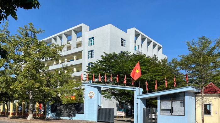 Hình ảnh Trường THPT Chuyên Thái Bình 1