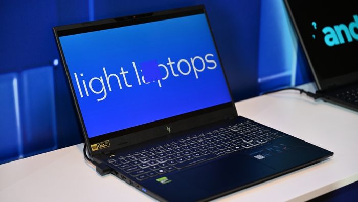 Intel khẳng định vi xử lý Core Ultra Series 3 có thể kéo dài thời lượng pin lên tới 27 giờ.