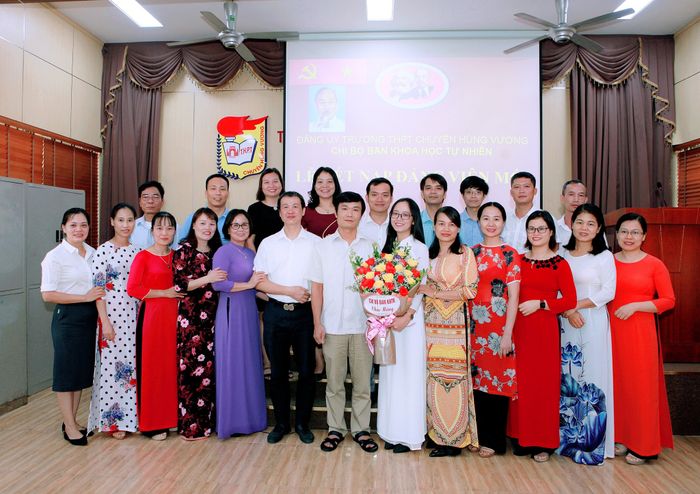 Hình ảnh Trường THPT Chuyên Hùng Vương 1