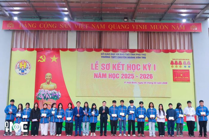 Hình ảnh THPT chuyên Hoàng Văn Thụ 2