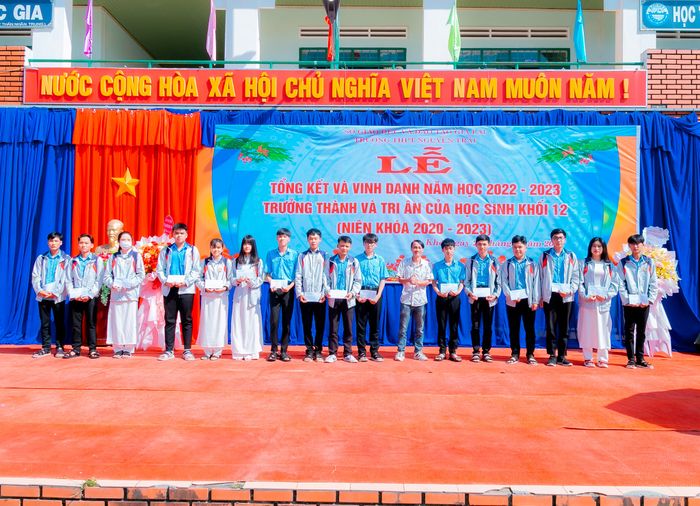 Ảnh 2 của Trường THPT Nguyễn Trãi