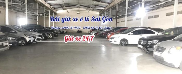 Bãi đỗ xe anh Lâm (Bãi xe ô tô Sài Gòn) tại Quận 8 ảnh 1