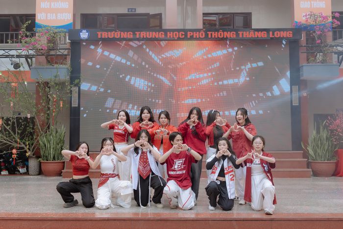 Trường THPT Thăng Long - Hải Phòng hình ảnh 2