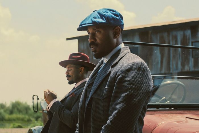 Michael B. Jordan lần đầu giành được tượng vàng trong sự nghiệp