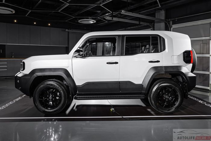Toyota Land Cruiser FJ 2026 8.jpg